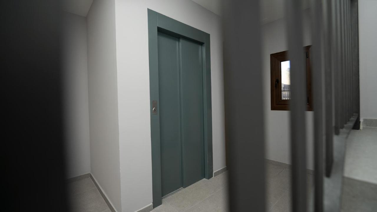Apartamentos Puerta De Occidente Cornellana Esterno foto